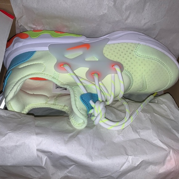 Nike Shoes - React Presto “psychedelic lava”